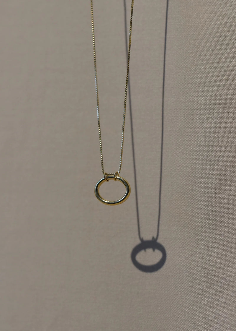 Otiumberg Oval Pendant Necklace in Gold Vermeil