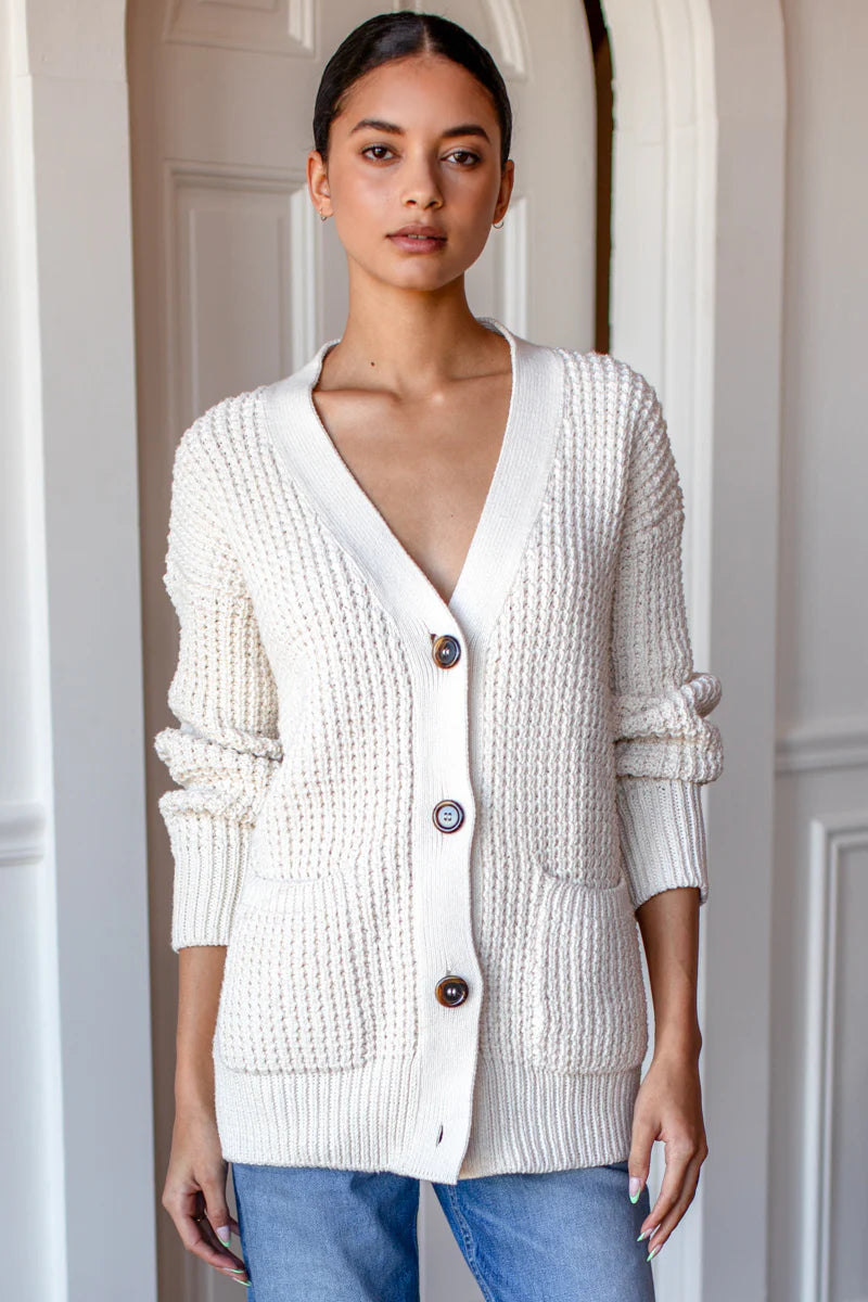 Cozy Cotton Cardigan in Ivory Tanguis