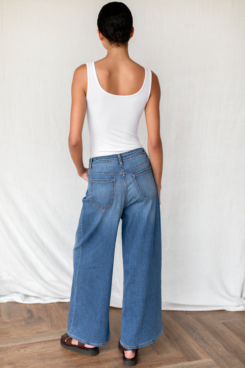 Super Wide Leg - Medium Light Wash