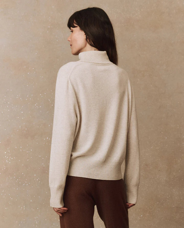 The Great Cashmere Turtleneck Sweater in Ivory