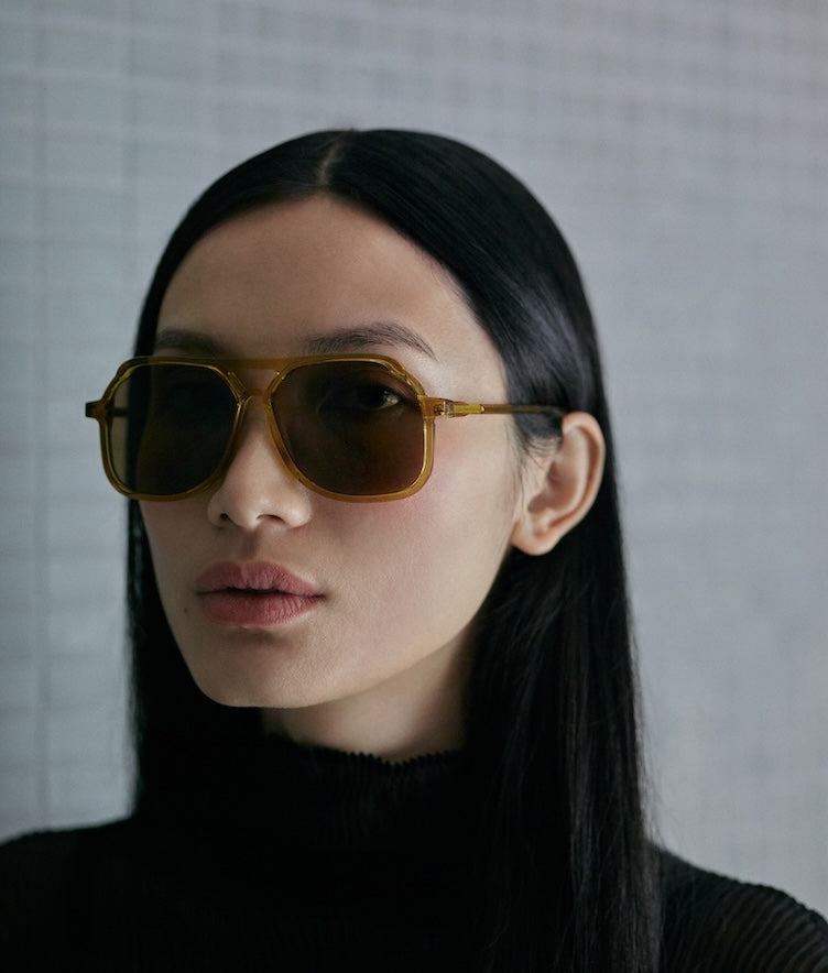 Carla Colour VITO CARAMELLA / oversized, yellow aviator sunglasses