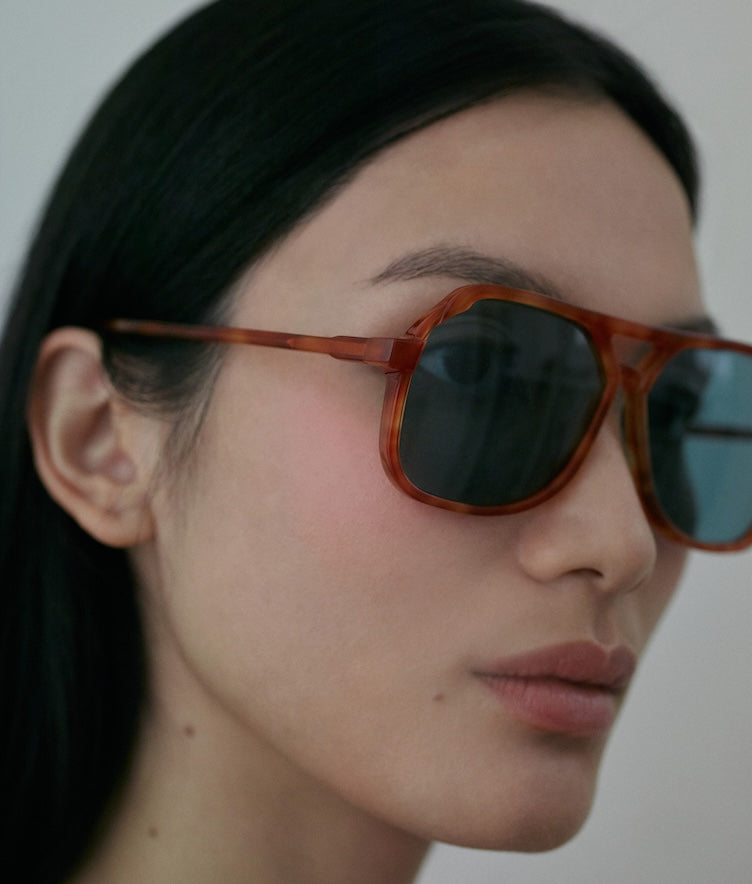 Carla Colour VITO LAPIS OAK / oversized, light tort aviator sunglasses